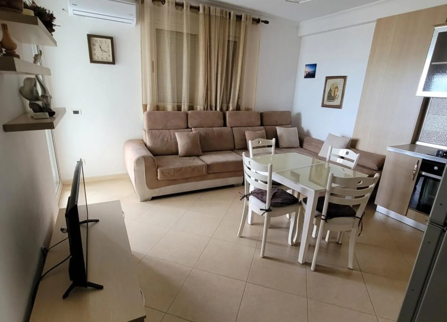 Aparthotel Villa Arberia Durres