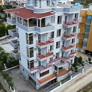 Vila Namiku Durres