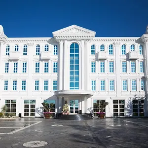Britania Hotel Kamez